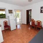 Apartman By The Sea Mandre, Pag - 4084
