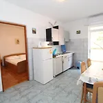 Apartman By The Sea Mandre, Pag - 4084