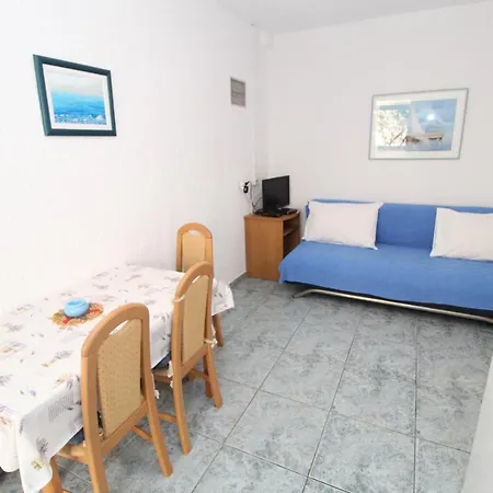 By The Sea Mandre, Pag - 4084 Apartment *
