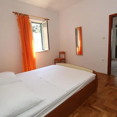 Apartament By The Sea Mandre, Pag - 4084 Kolan